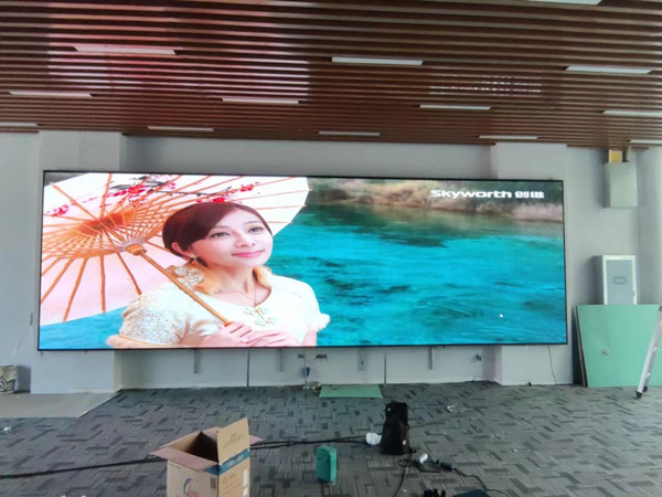 高青P1.53led小间距屏安装案例